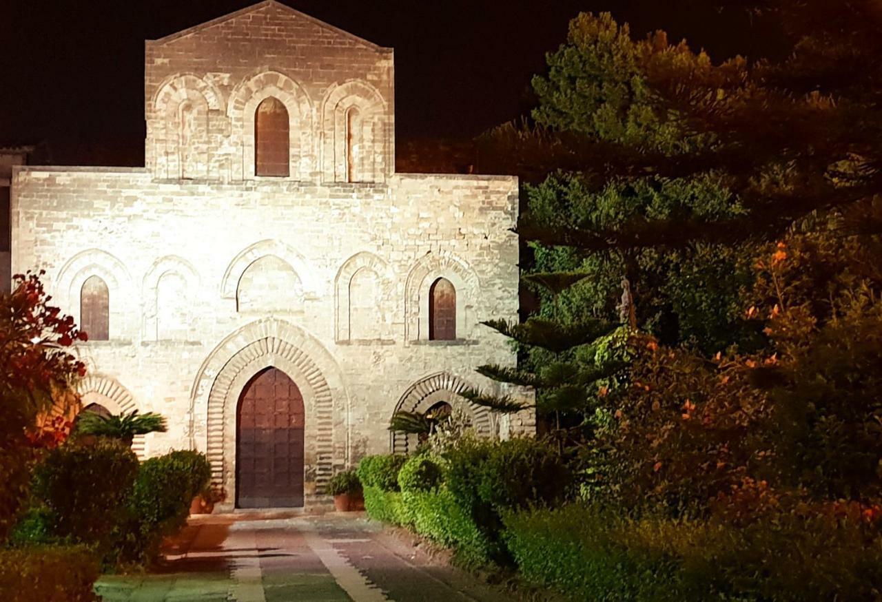 Ferienwohnung Casa Dei Lylium Palermo Exterior foto